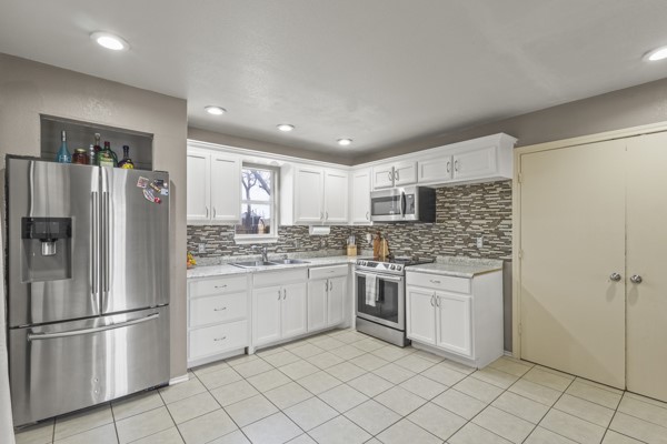 914 S Chatfield Street Ennis TX 75119
