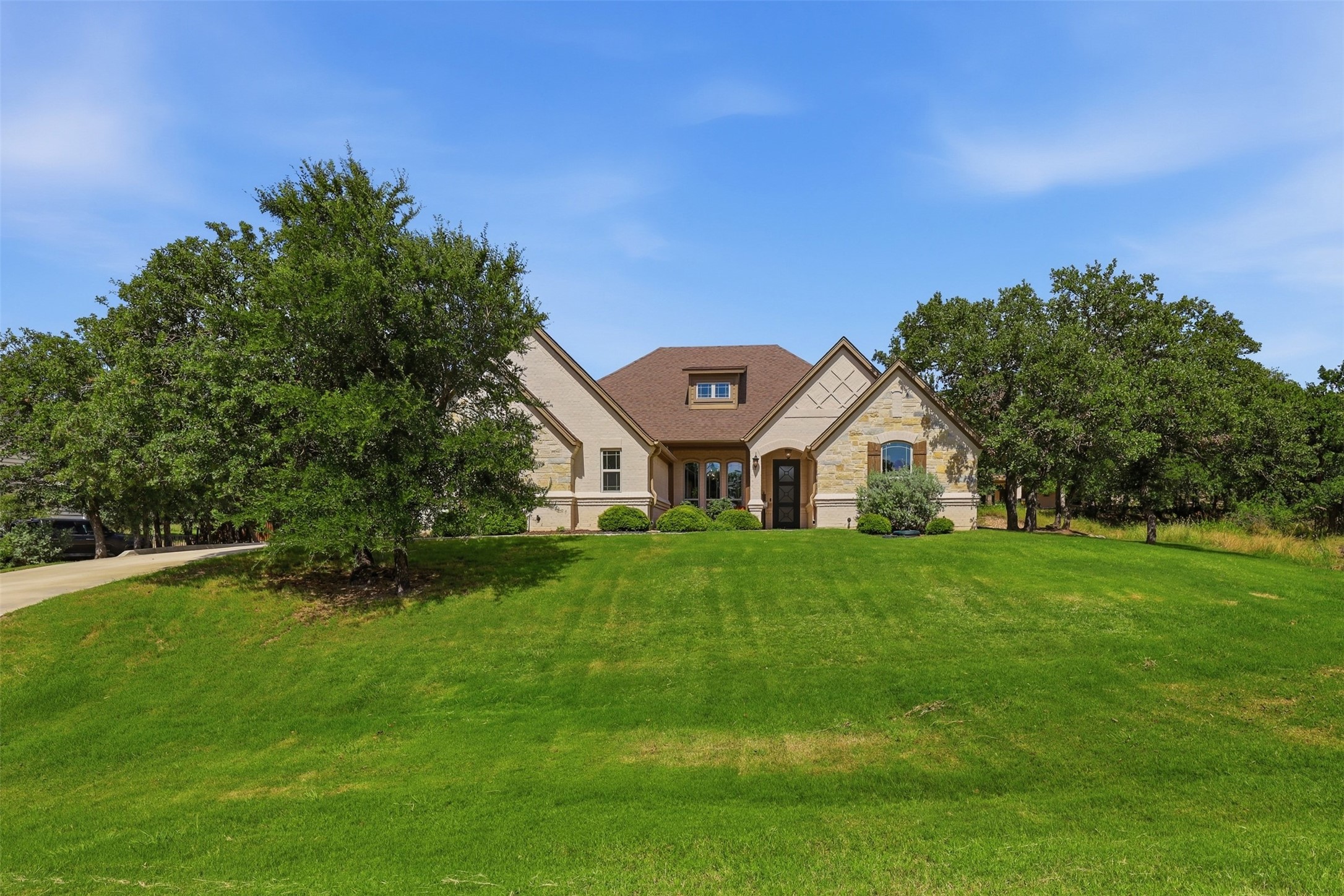 627 S Sugartree Drive Lipan TX 76462