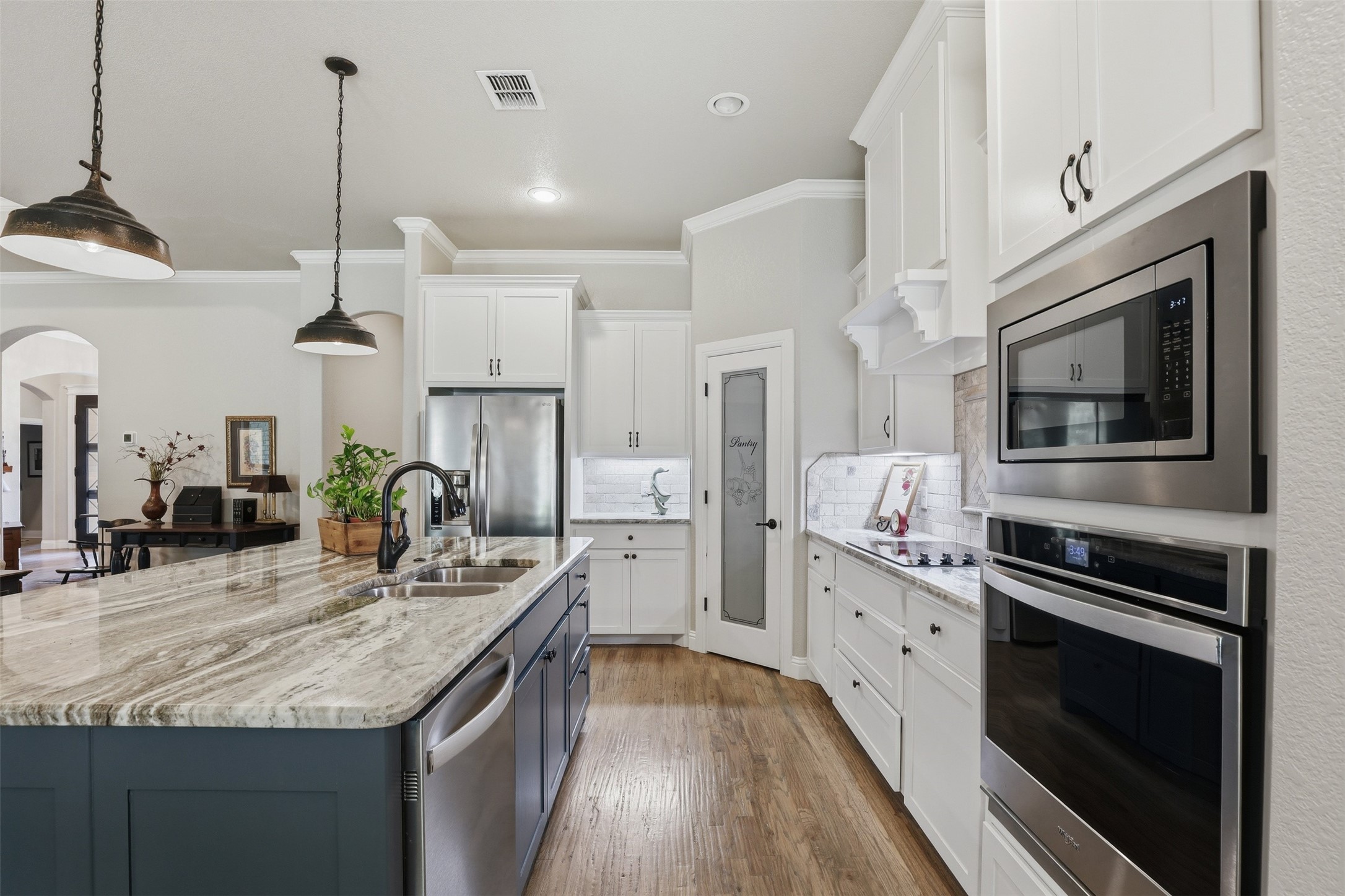 627 S Sugartree Drive Lipan TX 76462