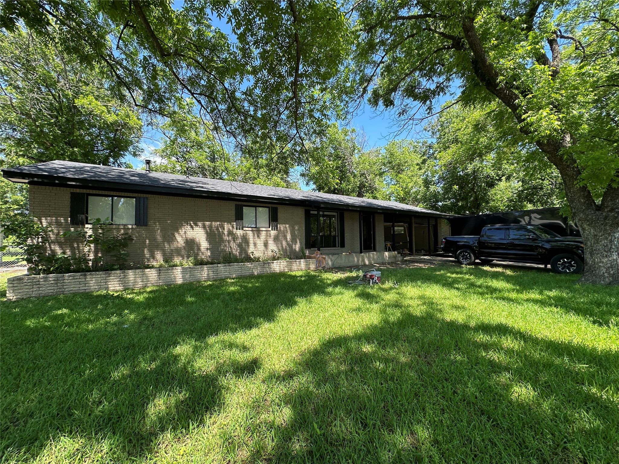 313 Woodlawn Drive Comanche TX 76442