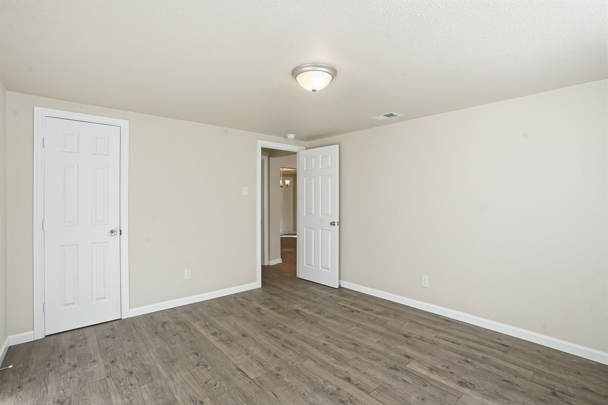 2421 Johnson Street Fort Worth TX 76105
