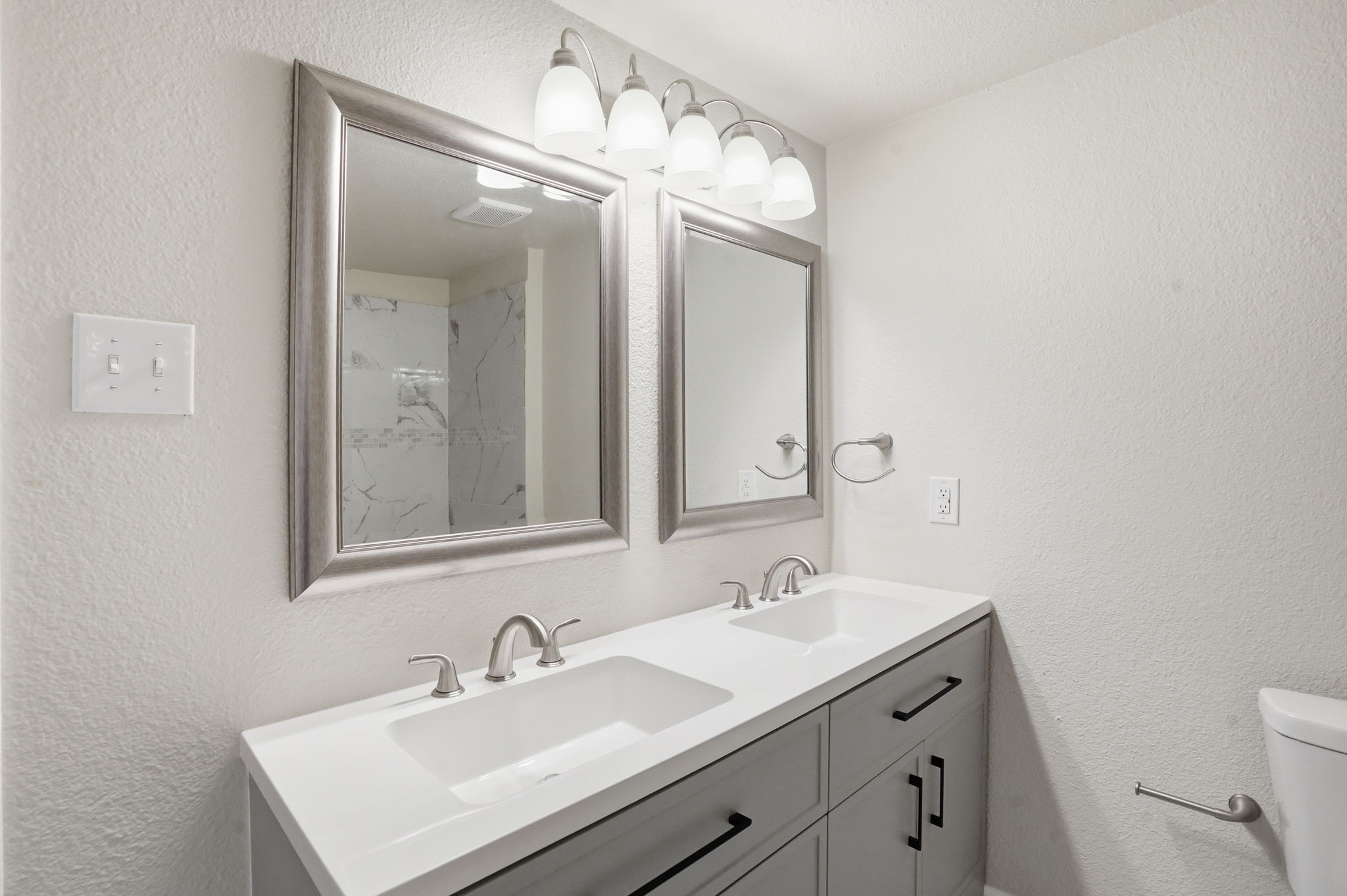2421 Johnson Street Fort Worth TX 76105