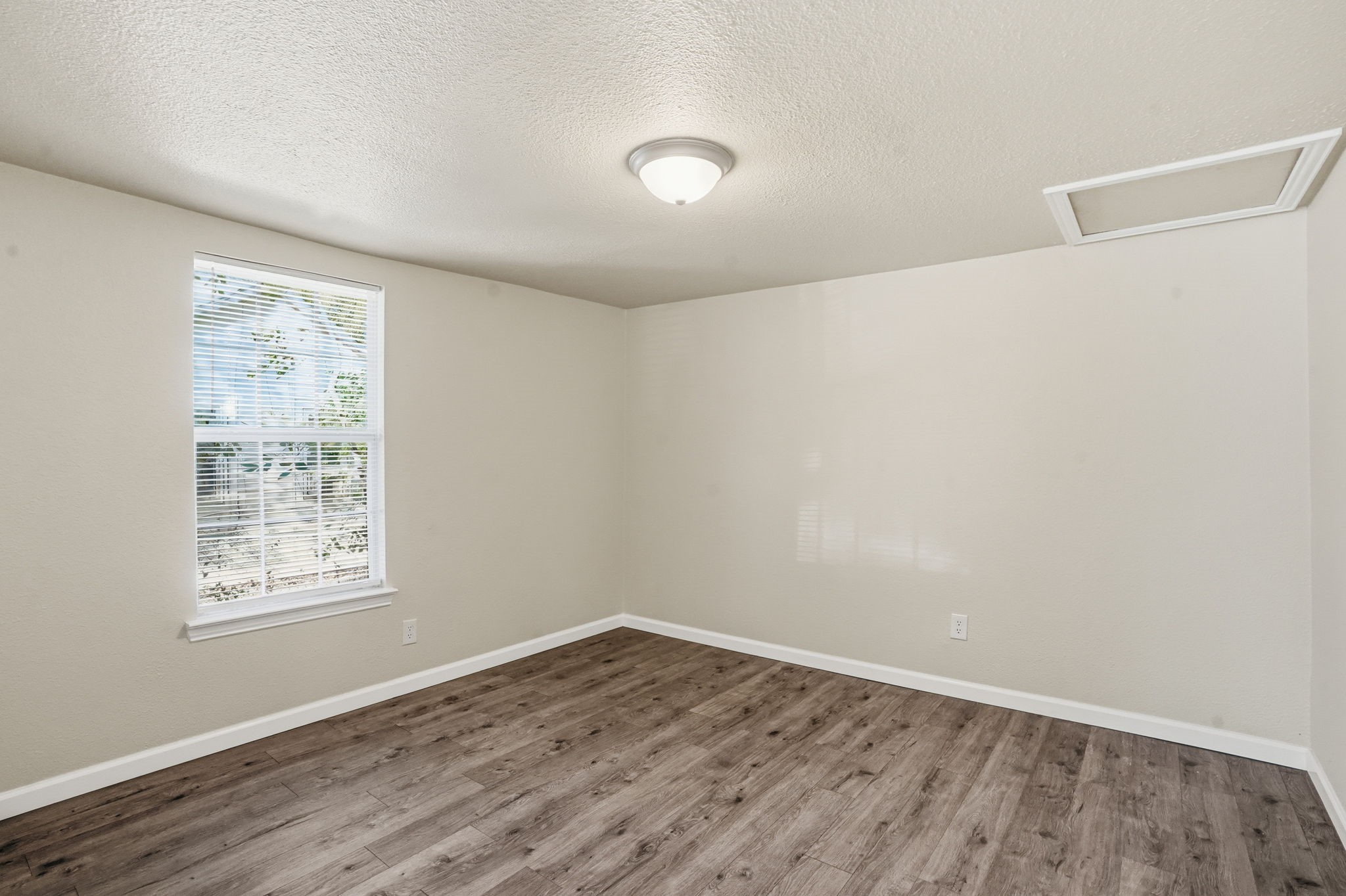 2421 Johnson Street Fort Worth TX 76105