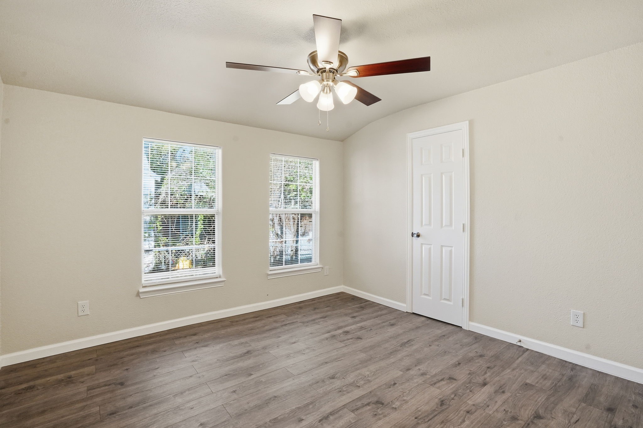 2421 Johnson Street Fort Worth TX 76105