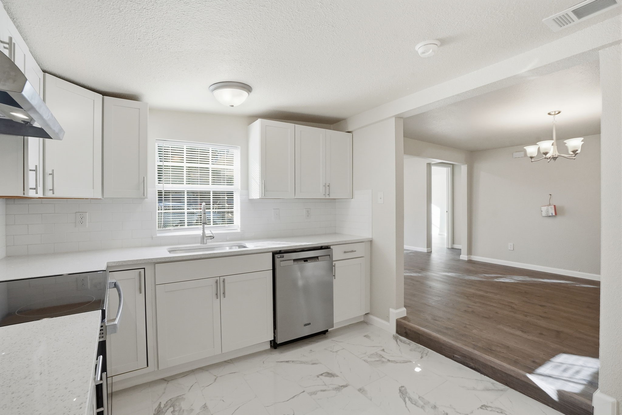 2421 Johnson Street Fort Worth TX 76105