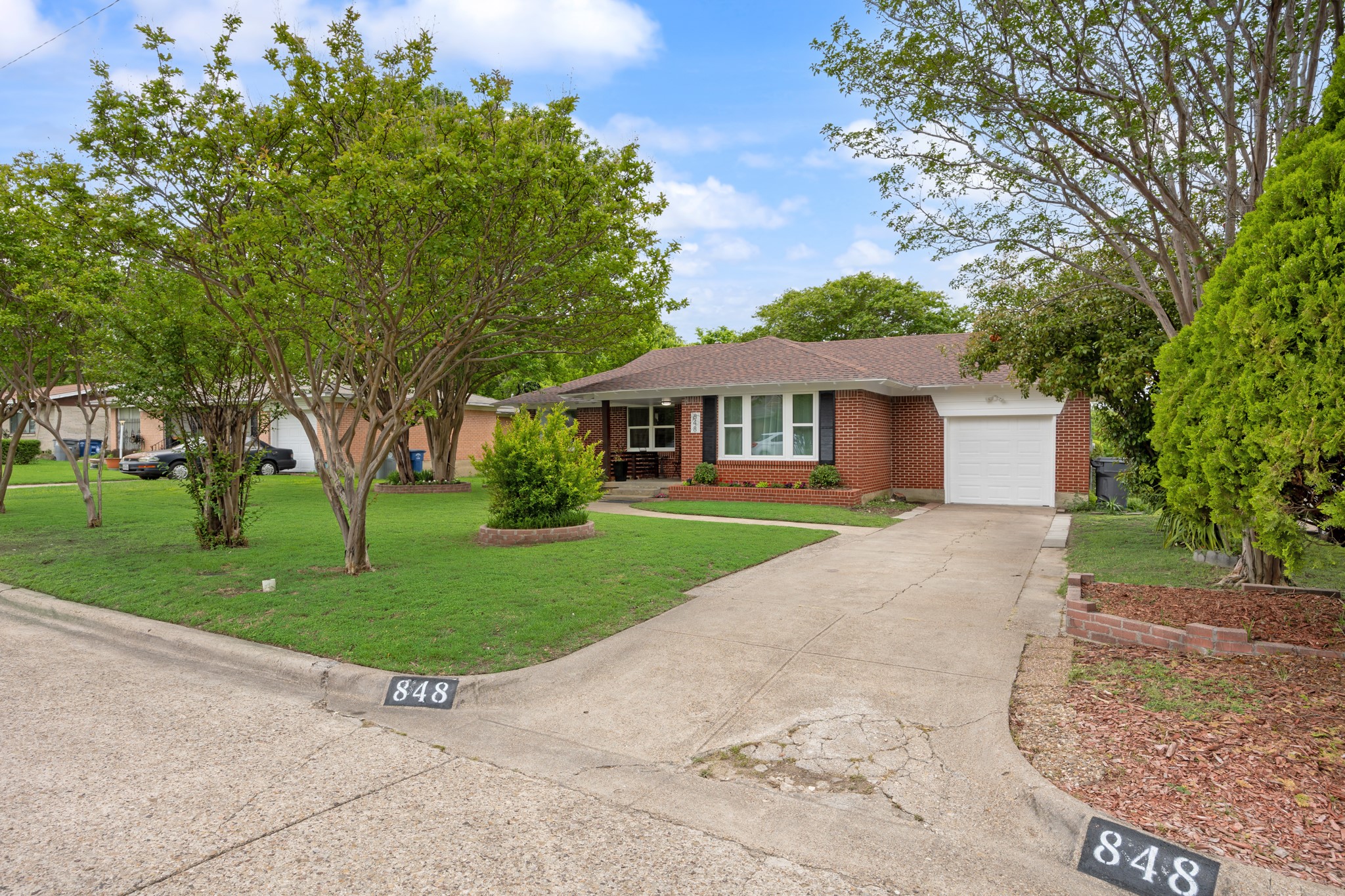 848 Glen Arbor Drive Dallas TX 75241