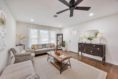 848 Glen Arbor Drive Dallas TX 75241