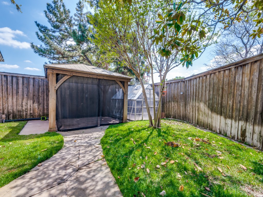 108 Wellesley Drive Irving TX 75062