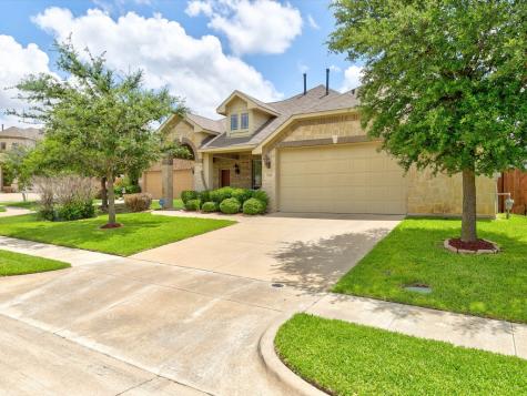 704 Allen Court Crowley TX 76036