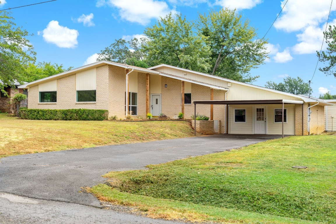 1010 Cope Drive Paris TX 75462