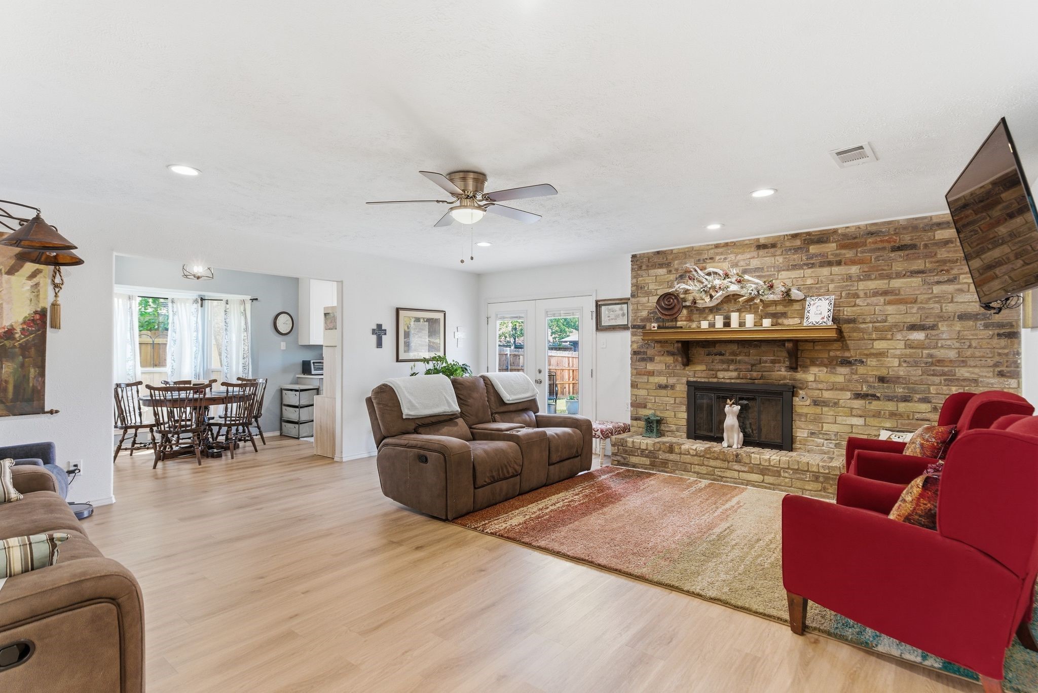 19 Whispering Lane Hickory Creek TX 75065
