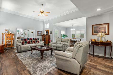 711 South Harrison Street West TX 76691