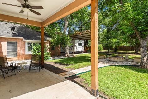 711 South Harrison Street West TX 76691