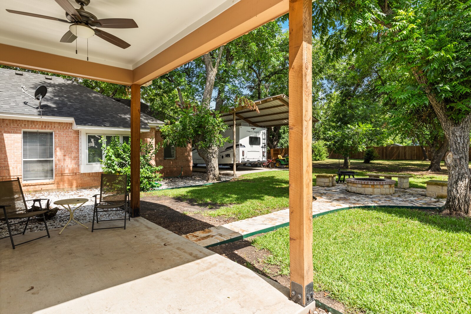 711 South Harrison Street West TX 76691