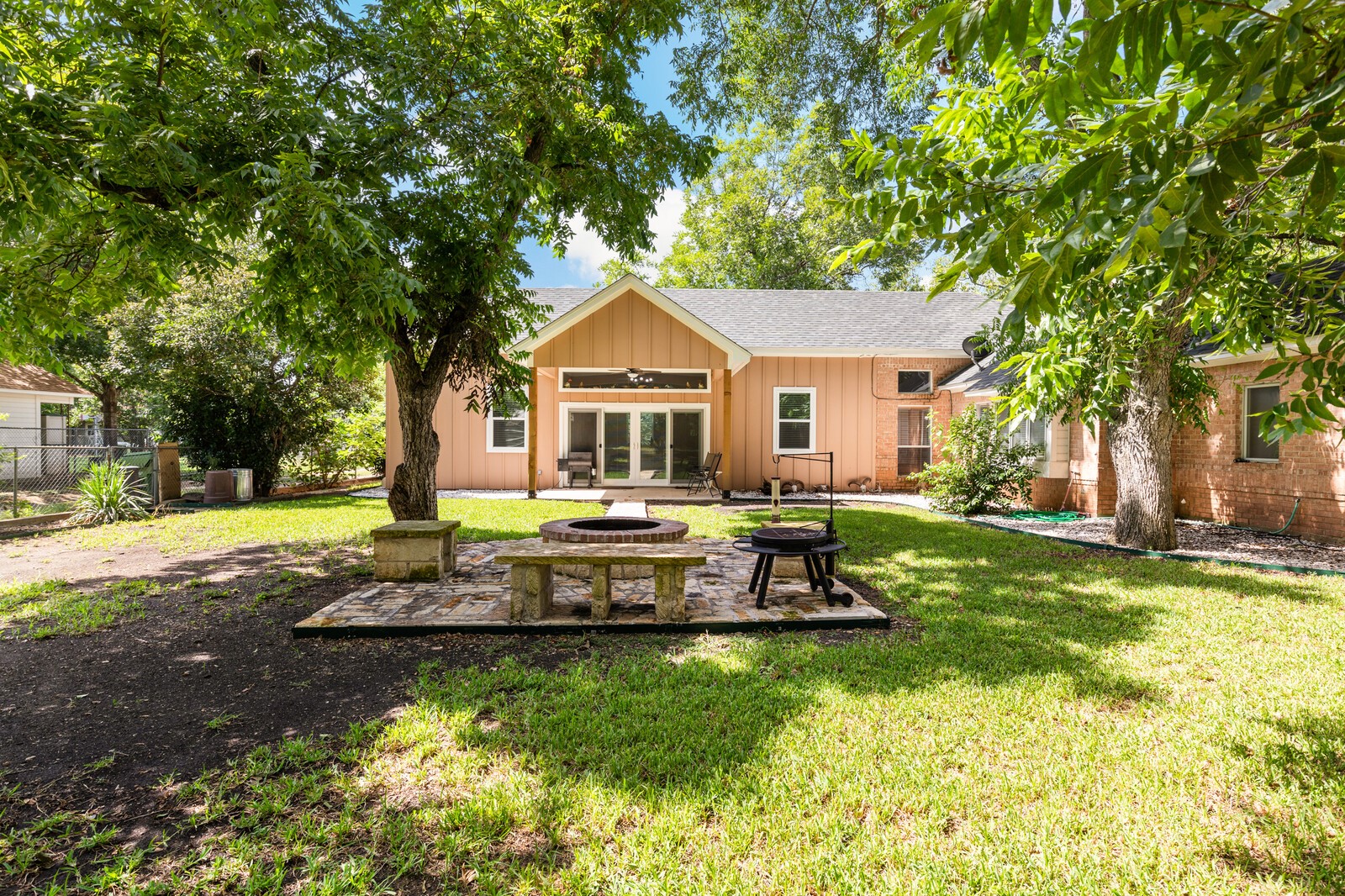 711 South Harrison Street West TX 76691