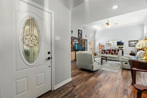 711 South Harrison Street West TX 76691