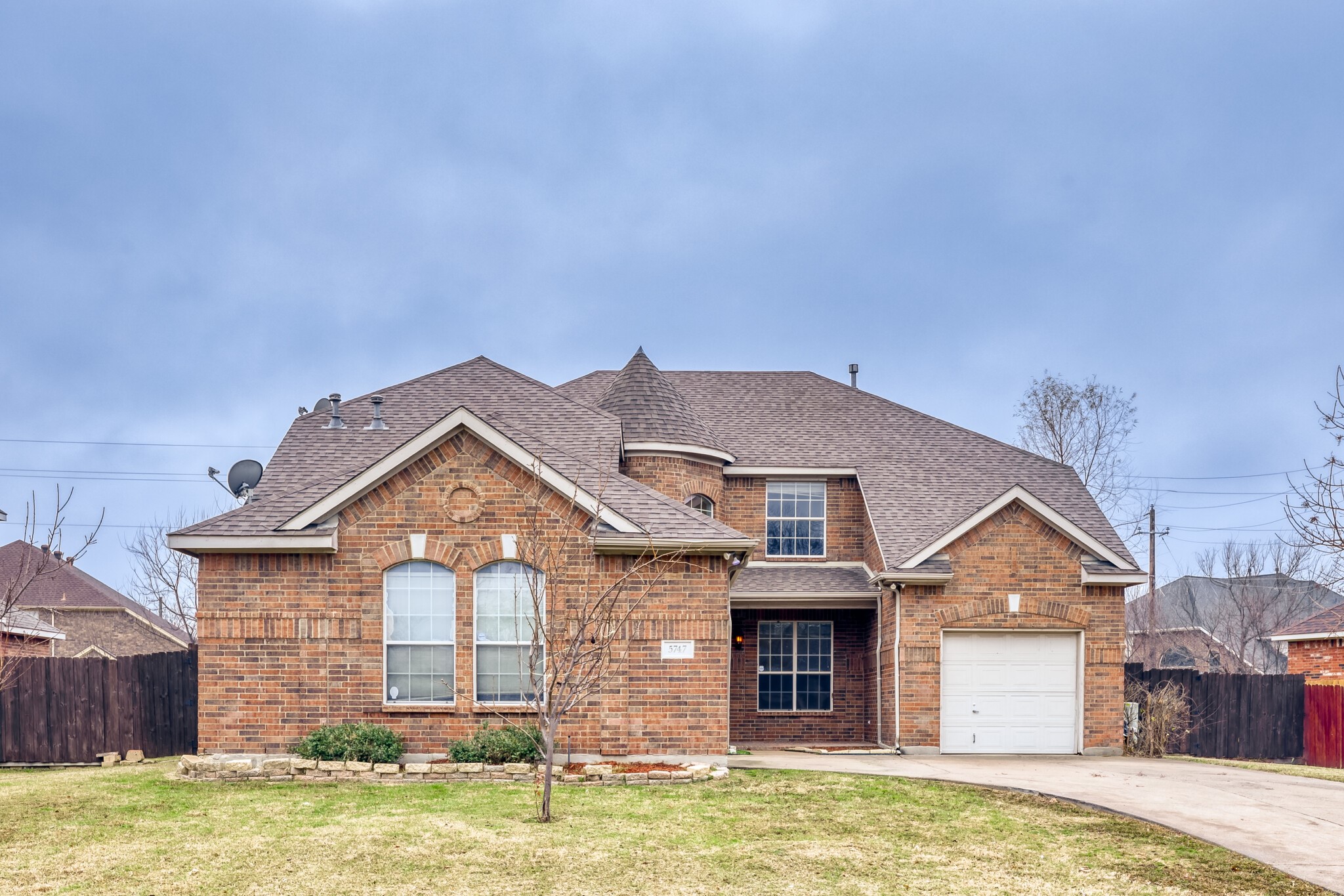 5747 Appalossa Drive Grand Prairie TX 75052