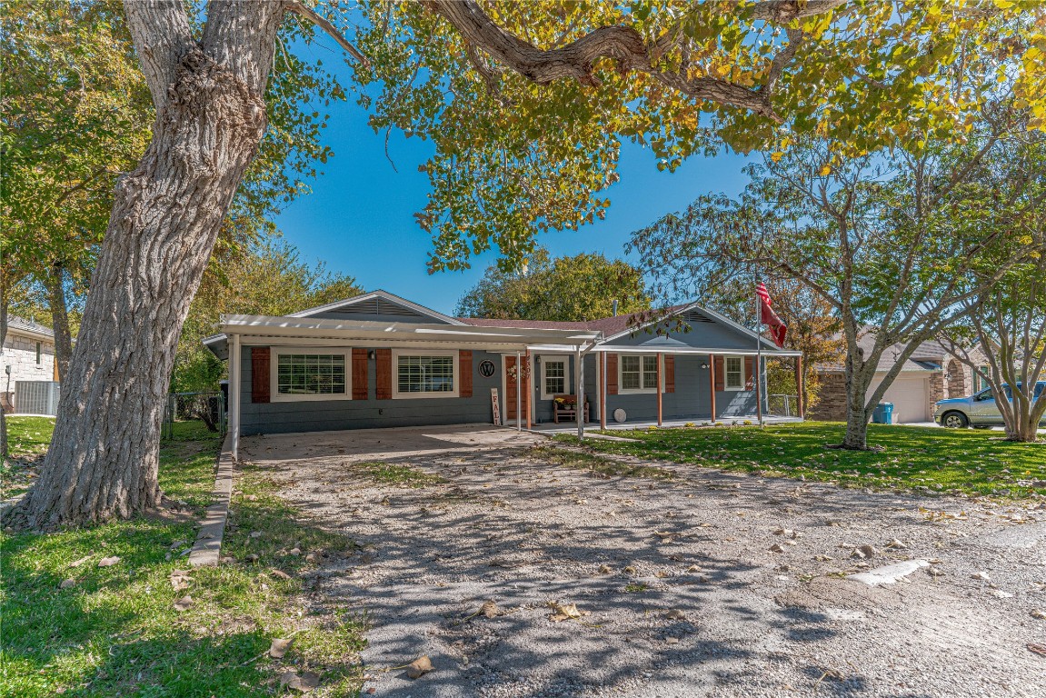 4307 N Chisholm Trail Granbury TX 76048