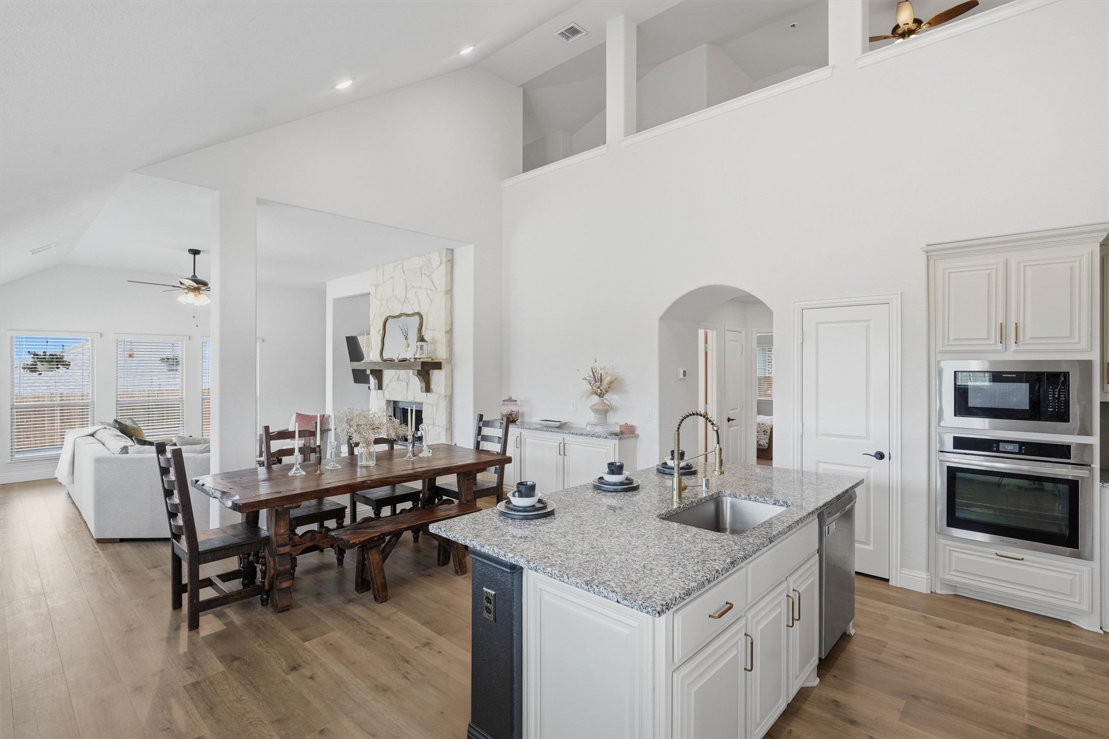 8232 Manx Point Godley TX 76044