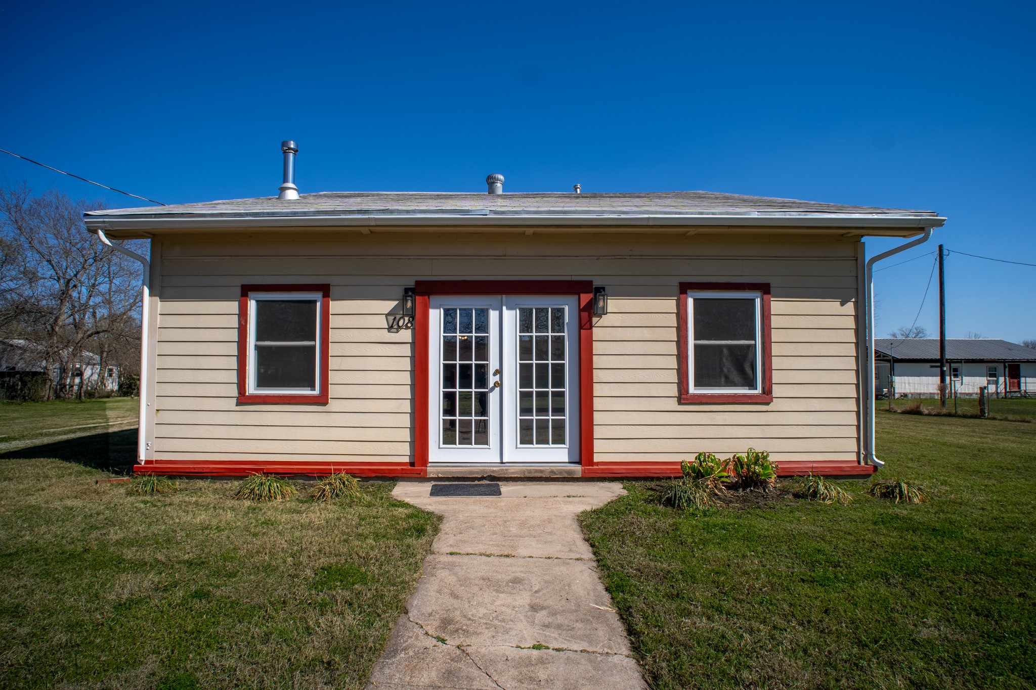 108 S Avenue C Wortham TX 76693