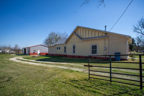 108 S Avenue C Wortham TX 76693