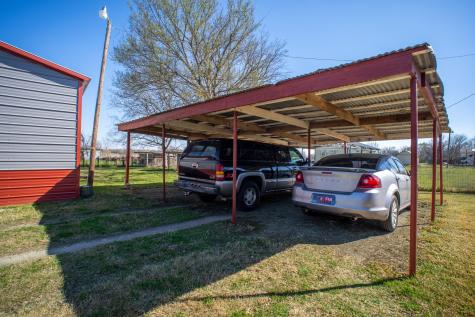 108 S Avenue C Wortham TX 76693