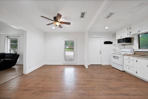 406 W Broad Street Mansfield TX 76063