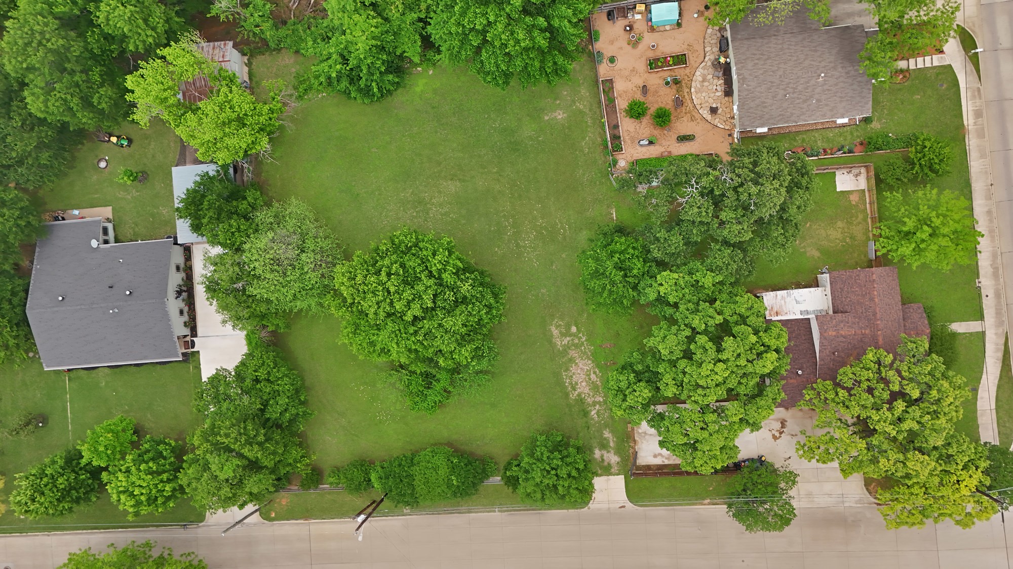 406 W Broad Street Mansfield TX 76063