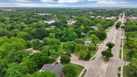 406 W Broad Street Mansfield TX 76063