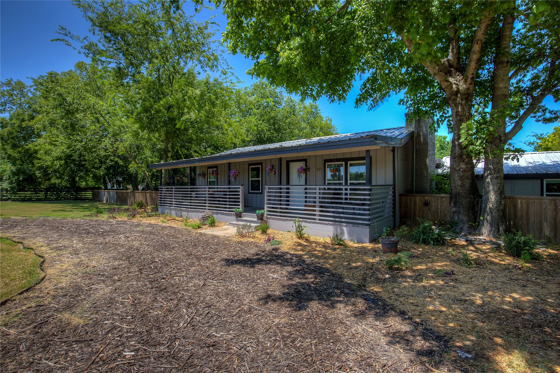 1101 Redoak Drive West Tawakoni TX 75474
