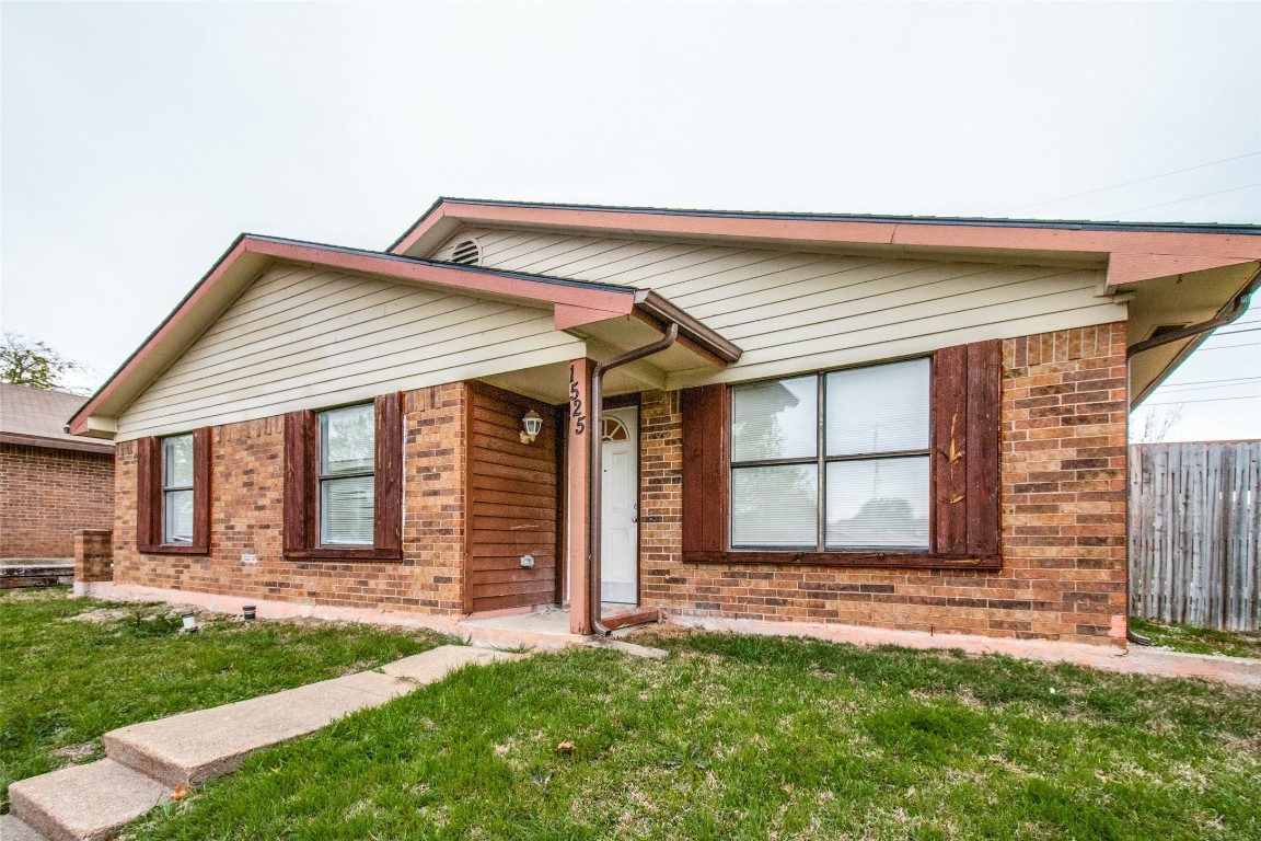 1525 Golden Grove Drive Mesquite TX 75149