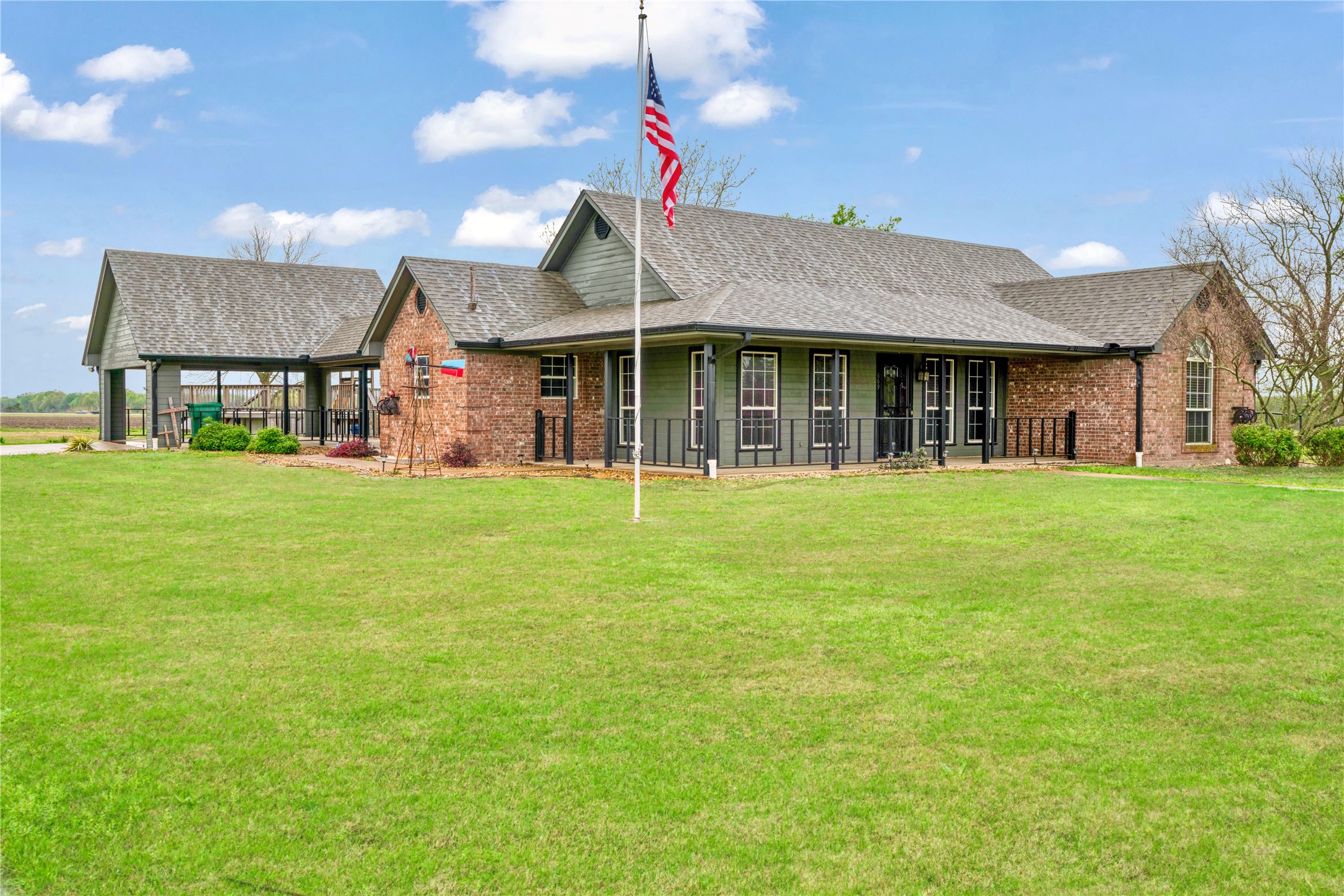 669 Clarksdale Street Deport TX 75435