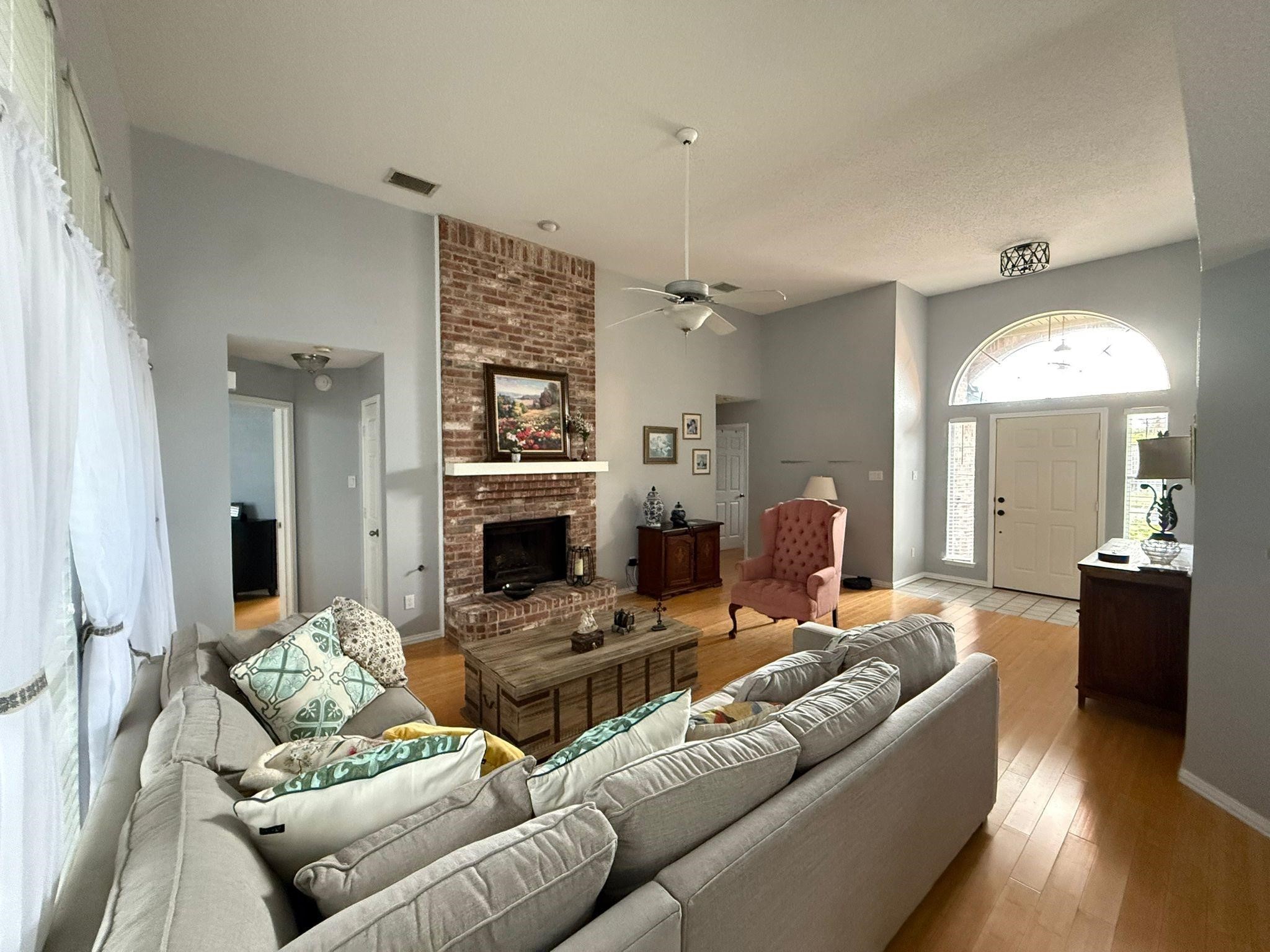 908 Busby Drive Cedar Hill TX 75104