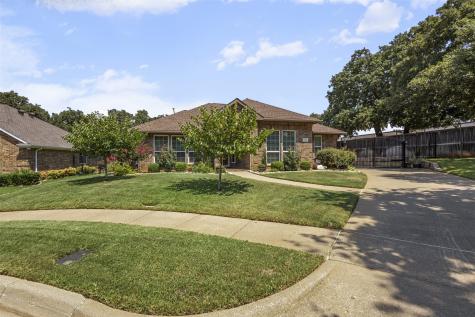 1801 Paddington Court Arlington TX 76017