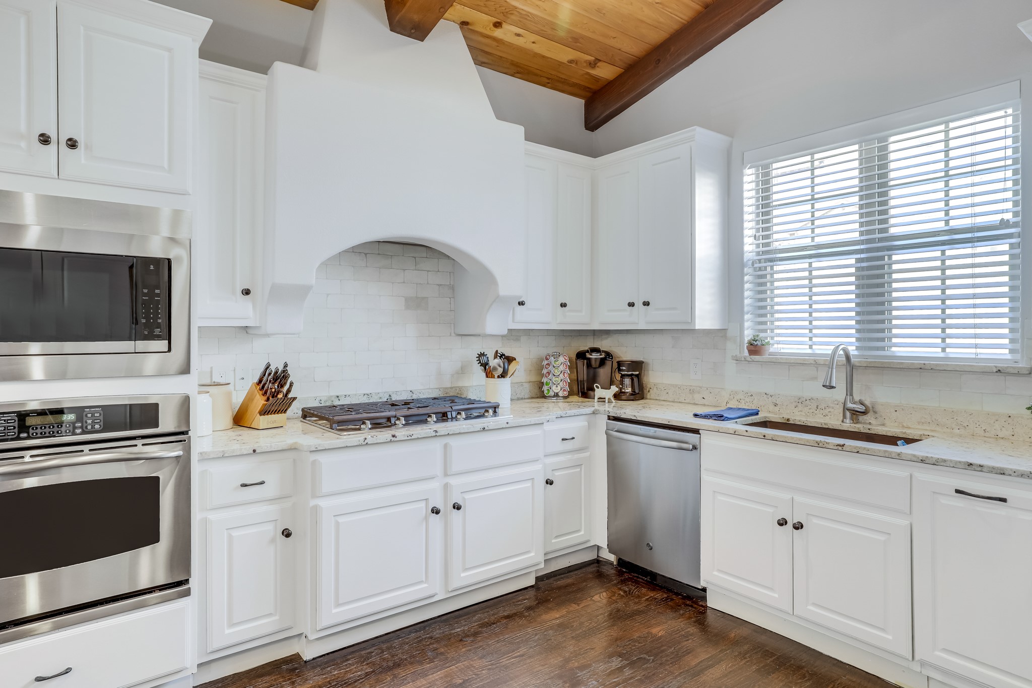 635 Via Ravello Irving TX 75039