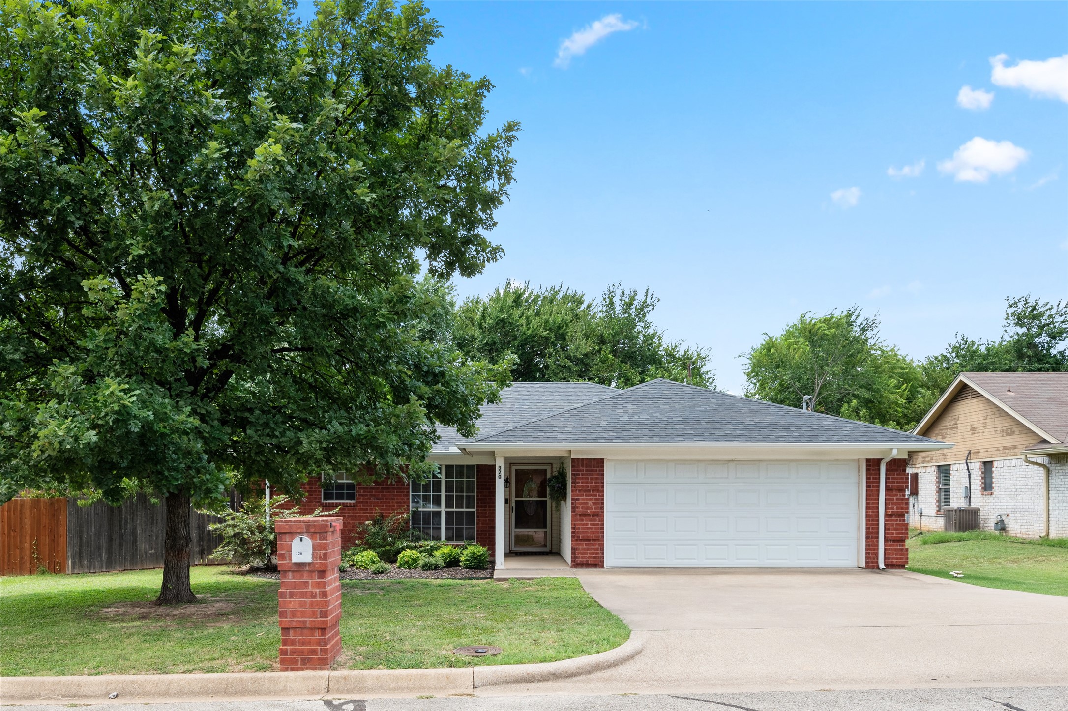 320 Cherry Street Weatherford TX 76086