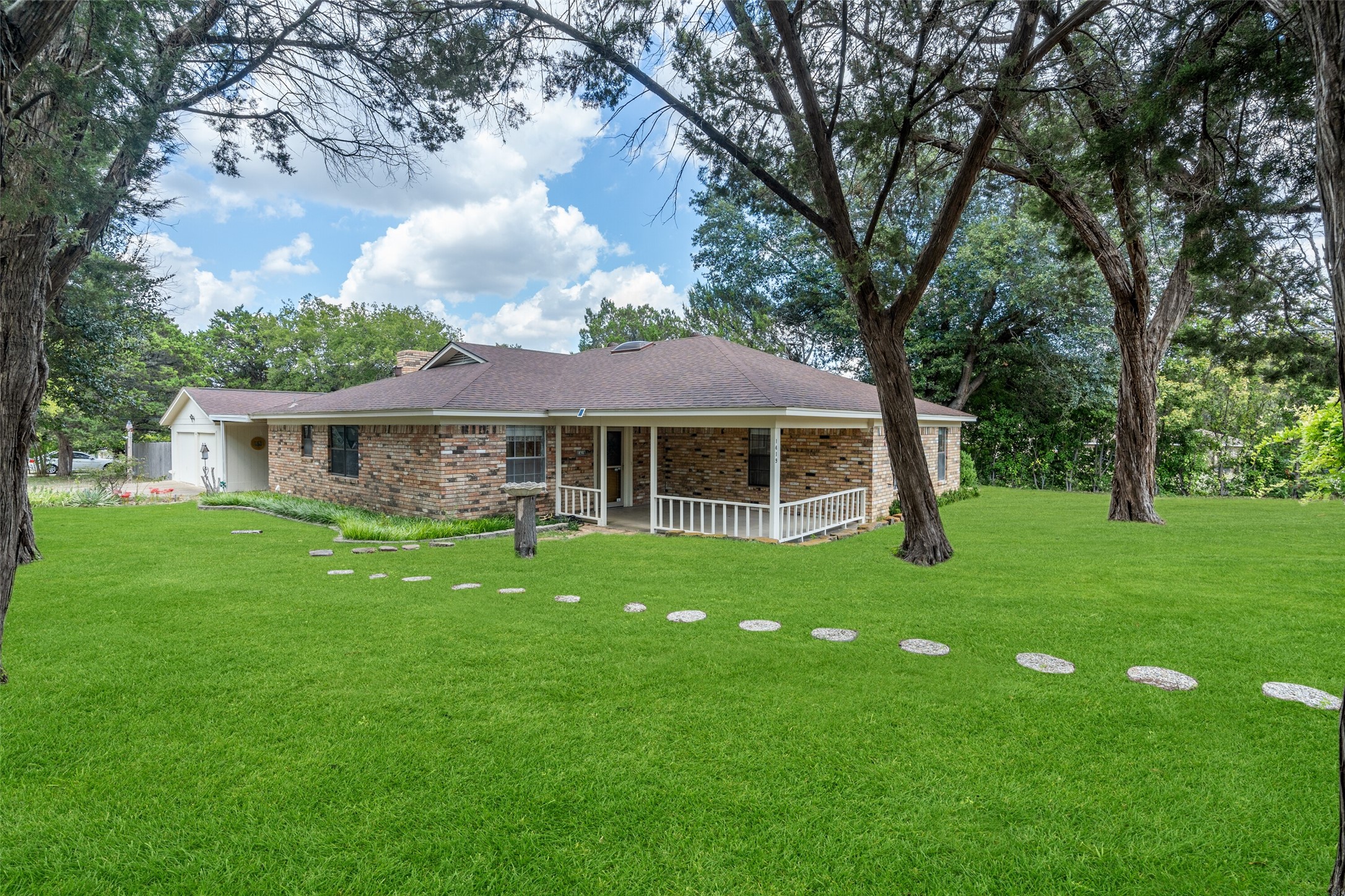 1419 Los Altos Lane Duncanville TX 75116