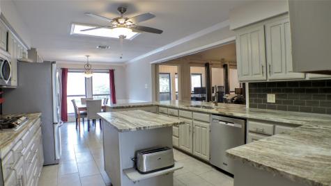 4011 Stonewick Drive Arlington TX 76016