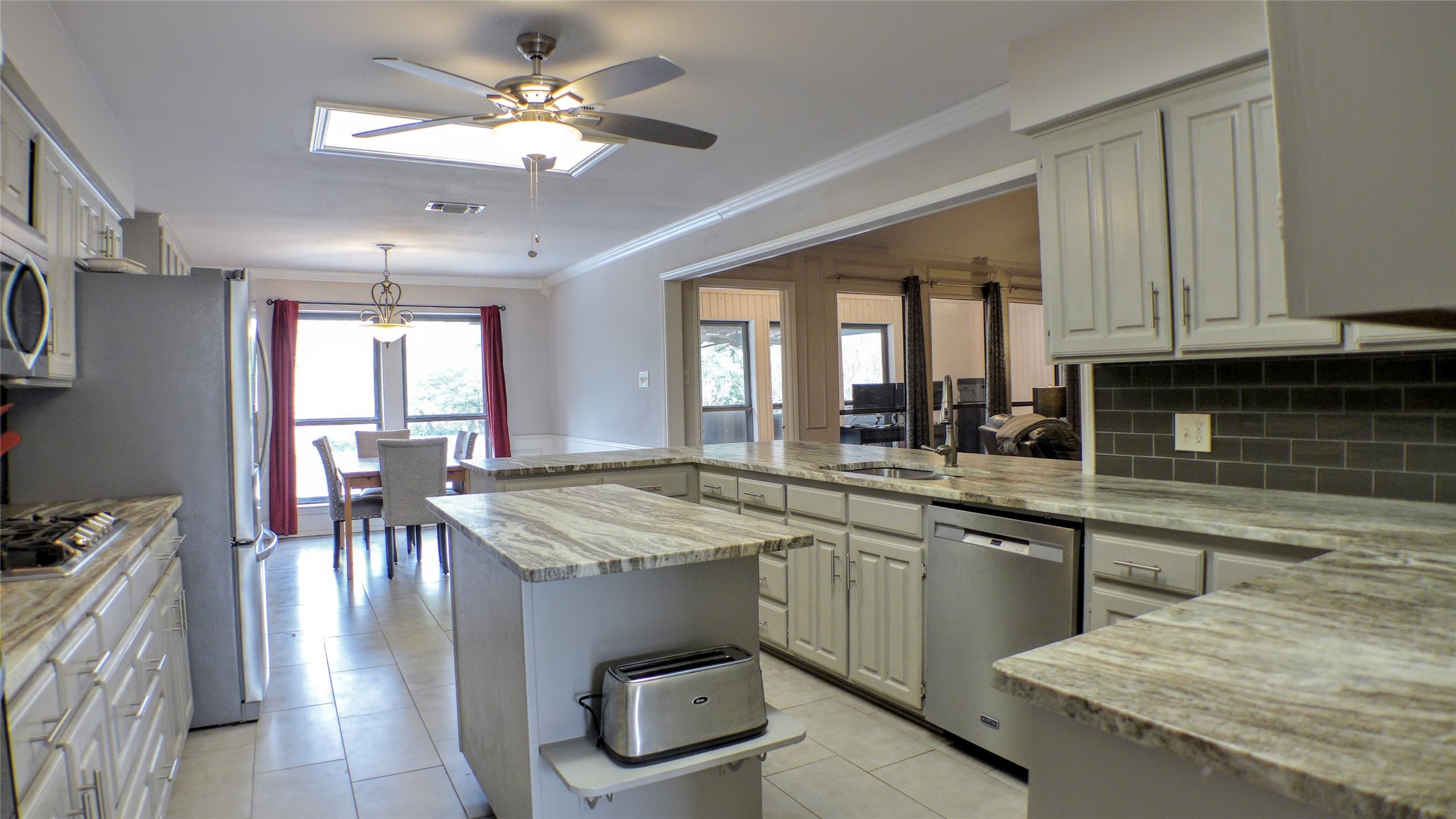 4011 Stonewick Drive Arlington TX 76016