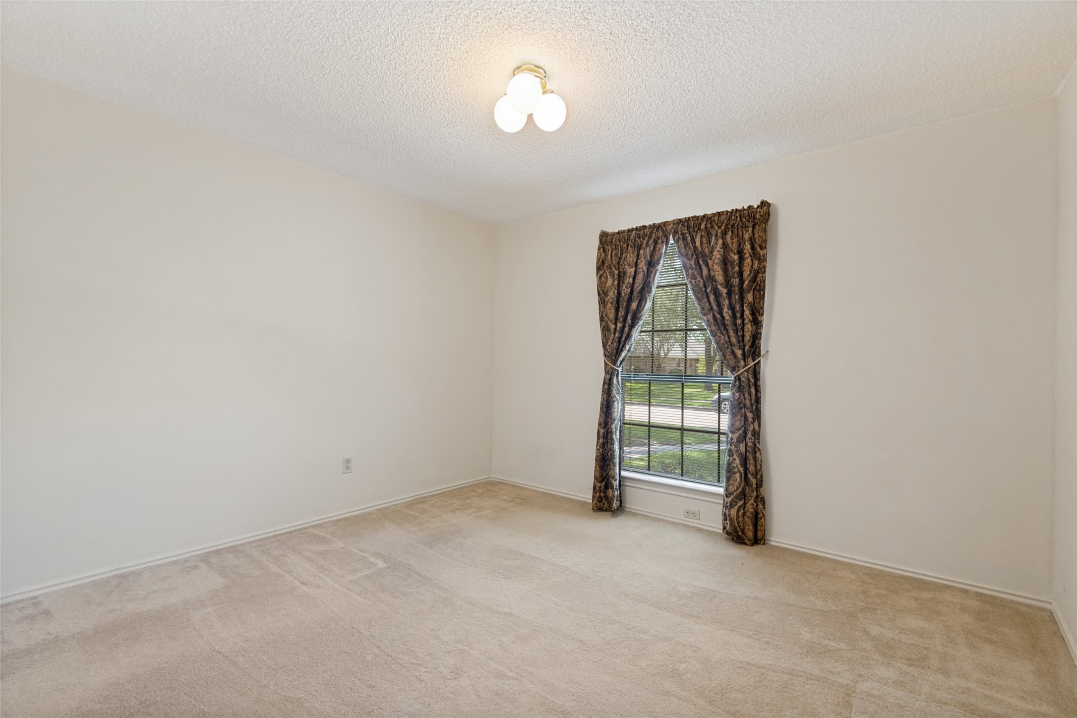 2401 Radcliffe Drive Rowlett TX 75088