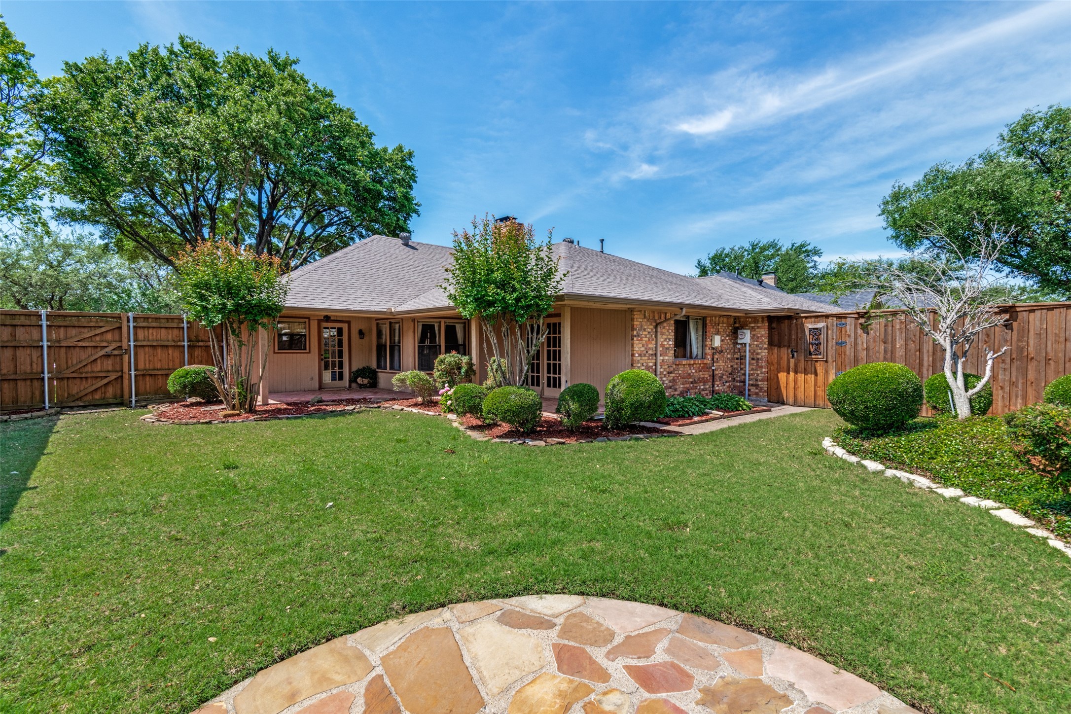 2401 Radcliffe Drive Rowlett TX 75088