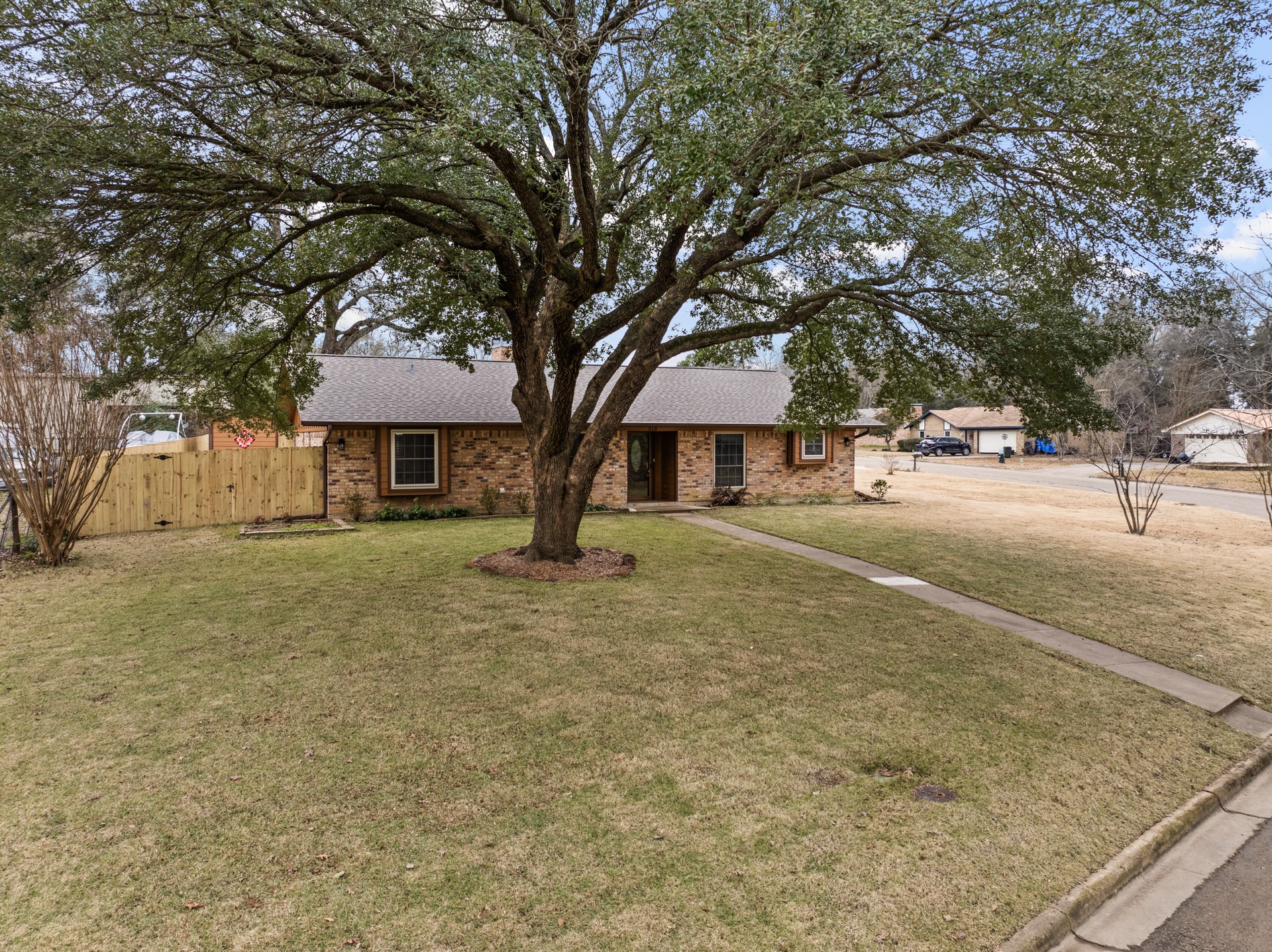 310 Kent Drive Pittsburg TX 75686