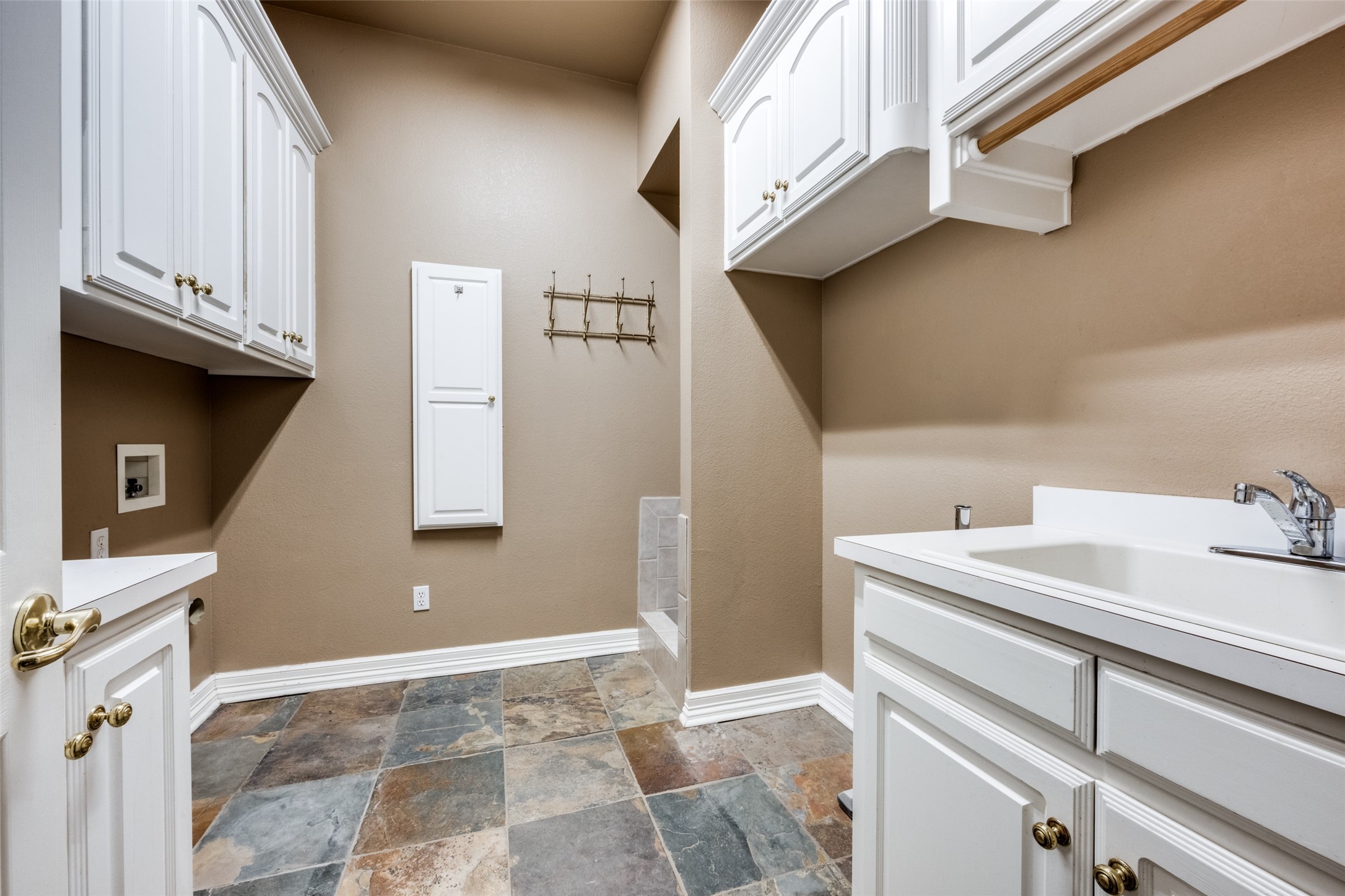 2080 County Road 2445 Decatur TX 76234