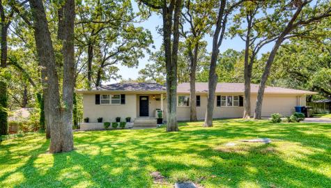 1510 W Heron Street Denison TX 75020