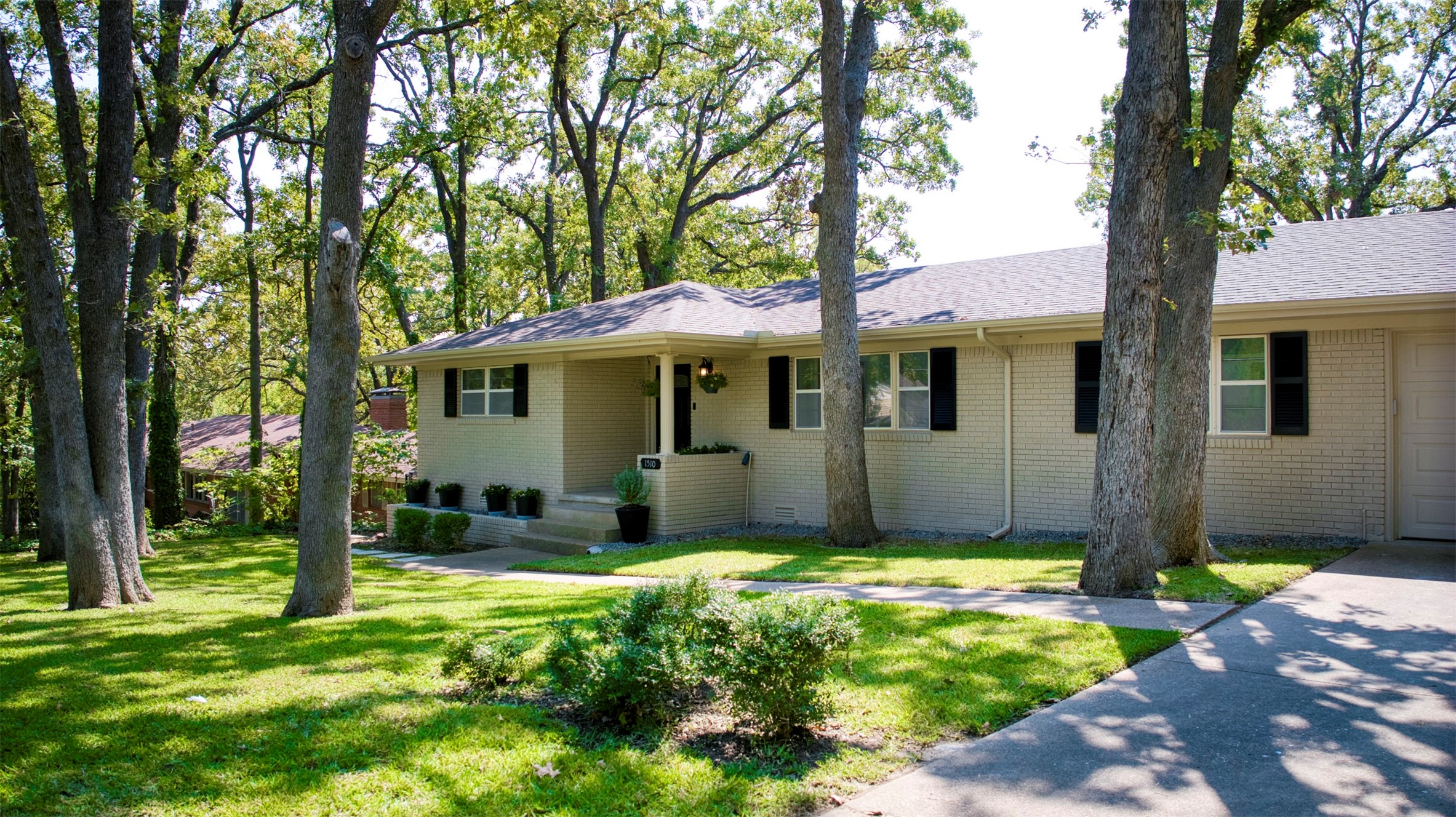 1510 W Heron Street Denison TX 75020