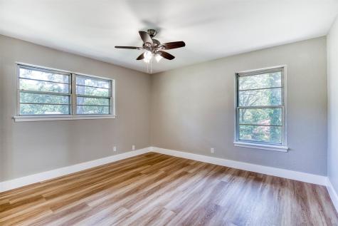 1510 W Heron Street Denison TX 75020
