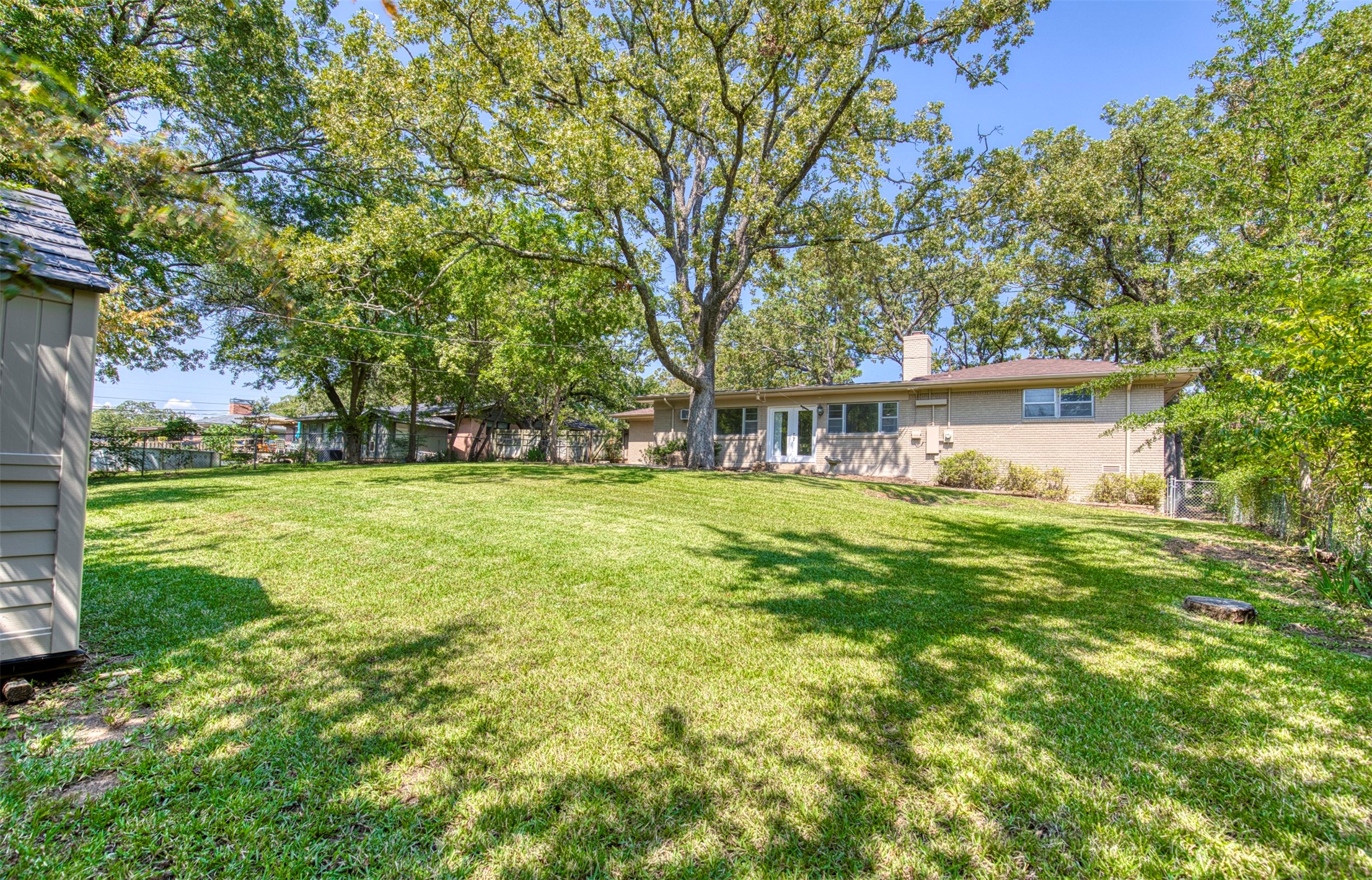 1510 W Heron Street Denison TX 75020