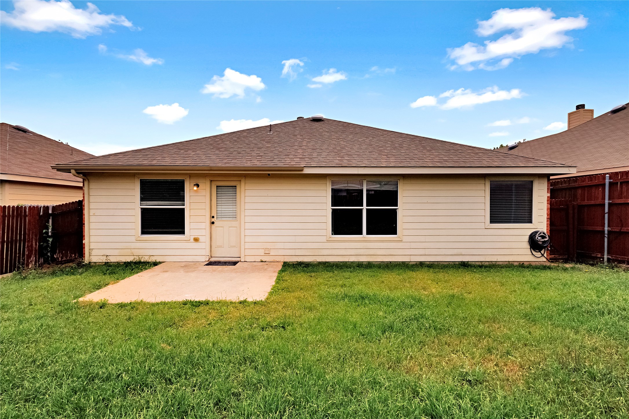 1212 Barrel Run Fort Worth TX 76052