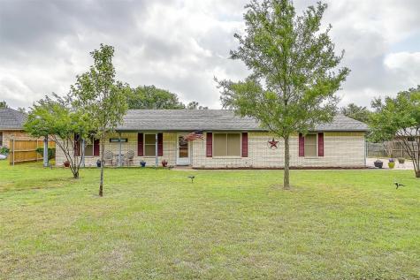 207 Woodlawn Drive Keene TX 76059