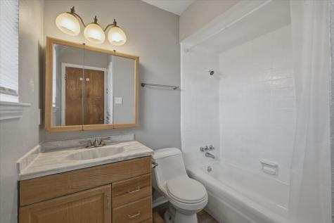 121 Hillside Lane Desoto TX 75115